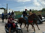 Duas pessoas são esfaqueadas durante cavalgada na Barra de Santo Antônio


