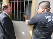 Juiz Allysson Amorim vistoriou a cela onde ocorreu a teve tentativa de fuga, no domingo (24).