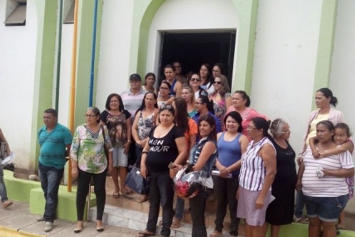 Impasse entre prefeito de Lagoa da Canoa e servidores continua