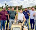 Daniel Barbosa acompanha funcionamento de maquinário agrícola garantido por emenda parlamentar