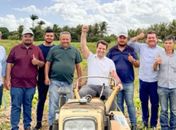 Daniel Barbosa acompanha funcionamento de maquinário agrícola garantido por emenda parlamentar