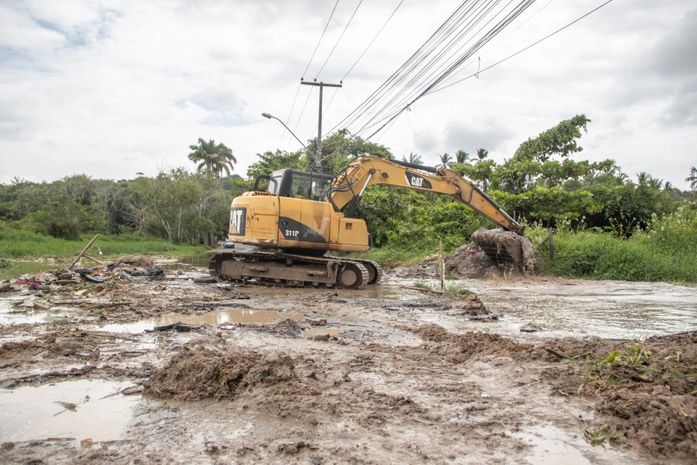 Prefeitura de Maceió interdita Ladeira da Granja para construir pontilhão no local
