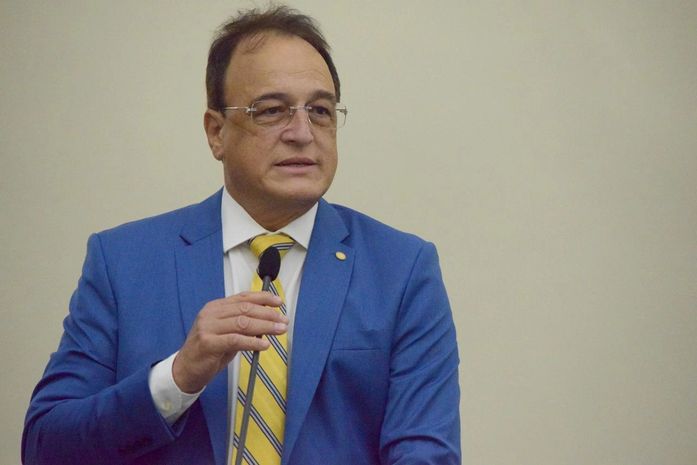 Deputado Galba Novaes