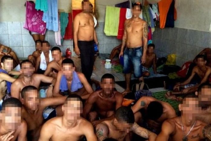 Cadeia tem favela e área "Minha cela, minha vida"