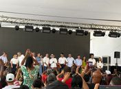 Paulo Dantas exalta Lula e diz que faz “política do diálogo” em cerimônia de entrega de moradias
