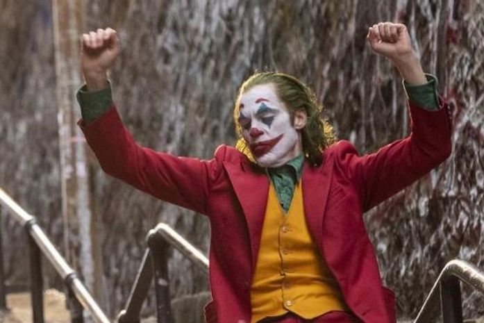 Destaque do ano, "Coringa" é a balada do louco que você não pode perder