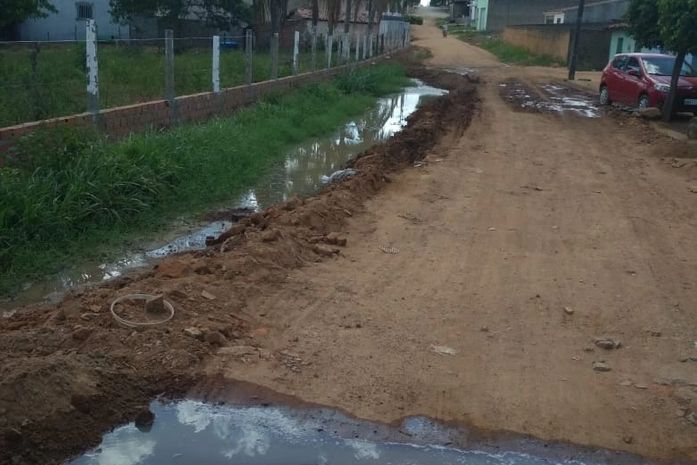 Prefeitura de Arapiraca flagra rede clandestina de esgoto na Vila São José