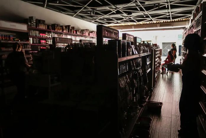 Enel é multada em R$ 14 milhões por falhas no fornecimento de energia