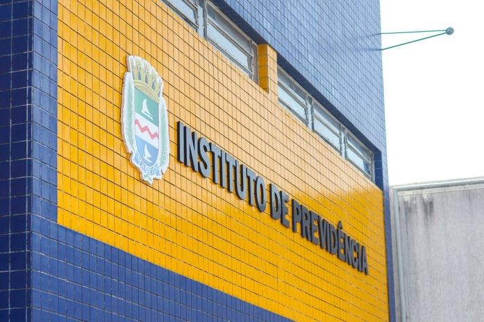 Prefeitura convoca aposentados e pensionistas para abertura de conta