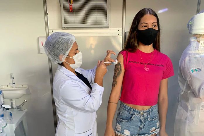 Covid-19: São Miguel dos Campos começou a vacinar pessoas a partir de 18 anos de idade