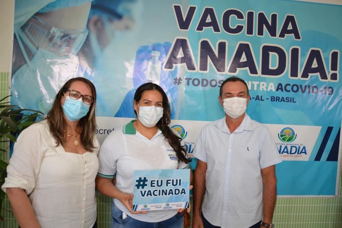 Com cota extra de 60 doses, Saúde de Anadia realiza imunização de 100% dos profissionais da Atenção Básica