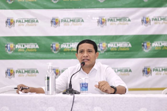 Fonte diz que Júlio Cezar foi aconselhado a se isolar do seu dia-a-dia