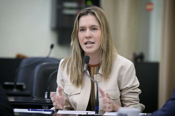 Deputada estadual Cibele Moura