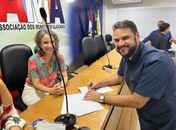 Piaçabuçu firma parceria com CIEB para adoção de tecnologia na educação