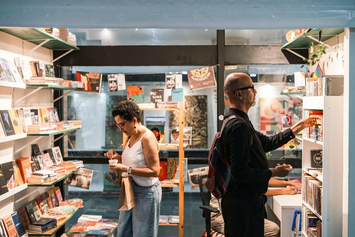 Livraria Novo Jardim promove Bate-papo Literário para celebrar a poesia contemporânea