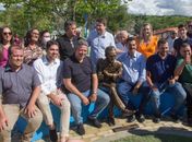 Marlan Ferreira homenageia avô, inaugurando estátua do ex-prefeito Benício Ferreira