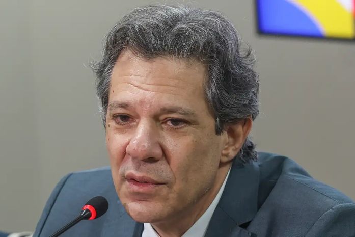 Haddad confirma que pretende deixar governo em fevereiro
