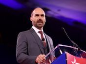 Licença de Eduardo Bolsonaro acaba neste domingo: saiba o que acontece agora