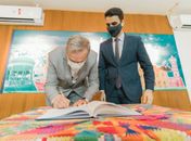 Prefeito de Maceió, JHC, transmite cargo para o vice Ronaldo Lessa