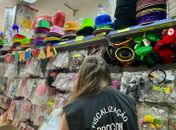 Folia custa caro? Veja os preços de fantasias e acessórios para o Carnaval em Maceió
