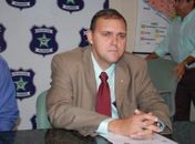 Delegado Alcides Andrade. 