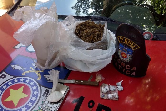 Homem é preso após ser flagrado comercializando drogas no Mercado da Produção