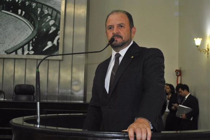 Deputado Antônio Albuquerque