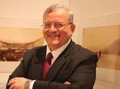 Polícia diz que carro carbonizado, encontrado em Nova Iguaçu, era o mesmo dirigido pelo embaixador grego