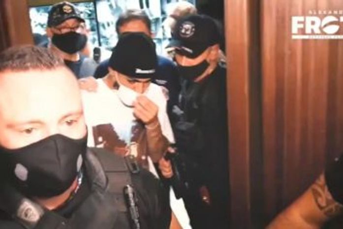 Delegado diz que Gabigol estava escondido embaixo de uma mesa no cassino