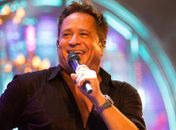 Leonardo é detonado após publicar foto queimando animal