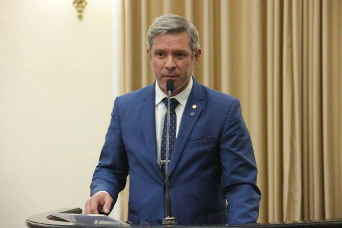 Cabo Bebeto cobra ao Governo o envio de projeto sobre Q.O da PM e dos Bombeiros