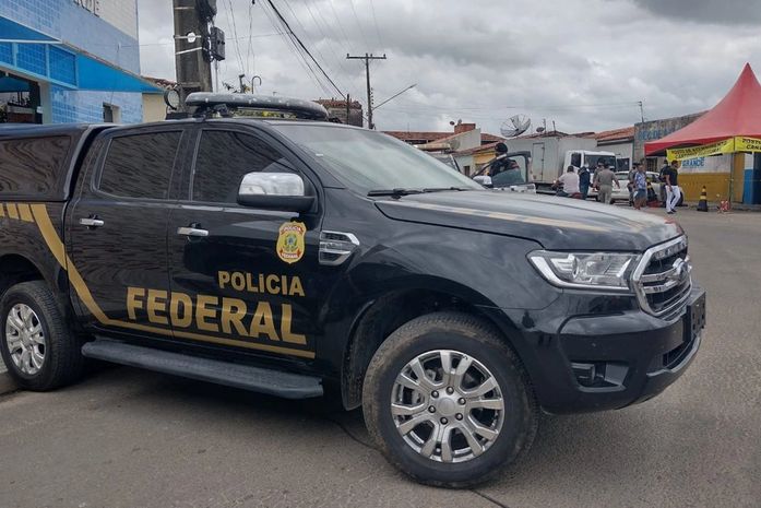Ônibus com material de campanha é apreendido e eleitor é detido após filmar voto em Campo Grande