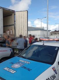 Flagrado com carga irregular de frango, comerciante é autuado em mais de R$ 100 mil em Maceió