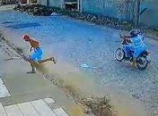 Jovem é morto a tiros em Arapiraca e câmeras de segurança registram crime