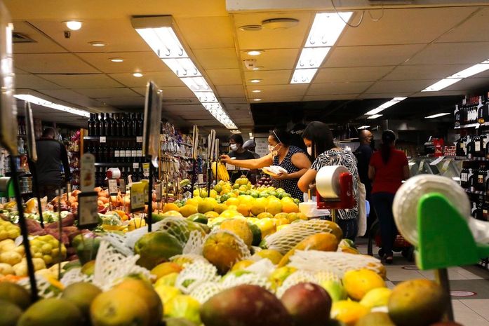 Senado aprova em definitivo projeto de doação de refeições não vendida
