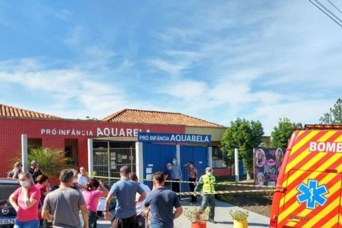 Jovem mata duas crianças e duas professoras em creche de SC
