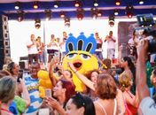 Ensaio do Pinto da Madrugada no Maceió é Massa lota espaço e atrai turistas ao som de muito frevo