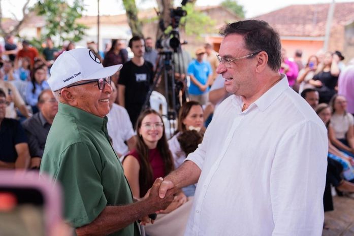 Com entrega de nova UBS, Luciano realiza antigo sonho de moradores da Comunidade Pau Ferro