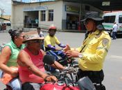 SMTT de União dos Palmares realiza campanha para conscientizar motociclistas sobre o uso de capacete
