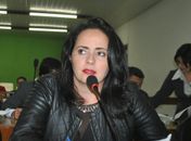 Vereadora reivindica modernização de laboratórios de Ciências Biológicas da Uneal