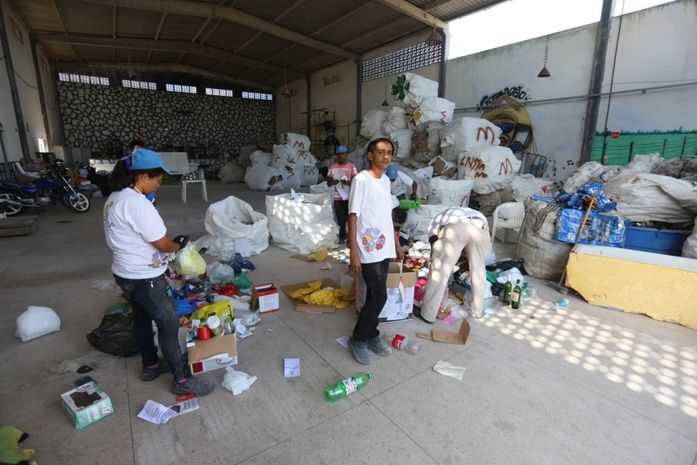 Semana do Meio Ambiente: Alunos da rede pública visitam a Cooperativa de Catadores de Marechal Deodoro