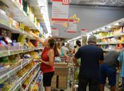 Custo de cesta de compras de famílias com renda mais baixa cai 0,05%