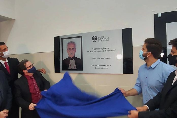 Líder político traipuense Marcos Santos participa de solenidade de inauguração do Fórum