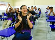 Projeto inspirado no Cartão Escola 10 é aprovado na Câmara dos Deputados
