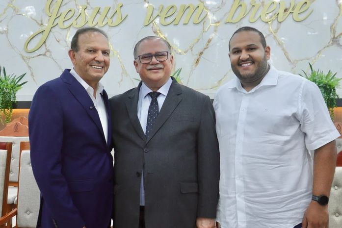 Prefeito de Matriz de Camaragibe participa da inauguração de espaço da Assembleia de Deus