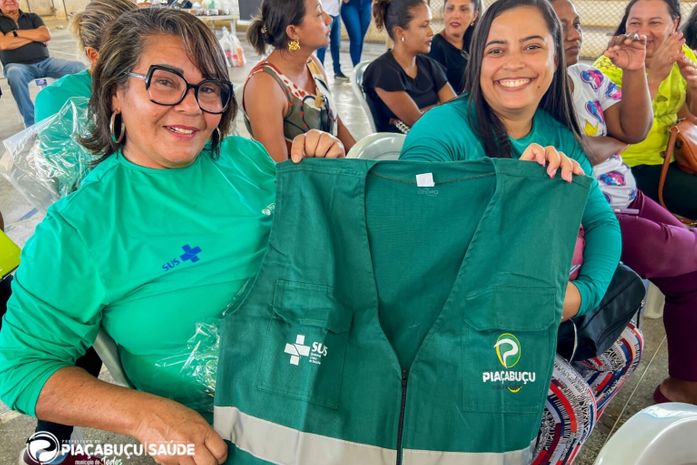 Prefeitura realiza a entrega de Kits e uma etapa do curso do “programa Saúde com Agente”