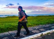 Jovem integrante do Grupo Caiçara caminha 350 km do sertão da Bahia até Maceió