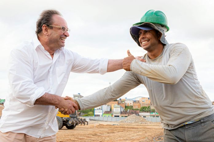 Prefeito Luciano destaca contribuição dos trabalhadores para o desenvolvimento de Arapiraca