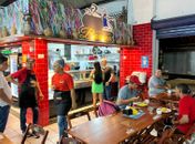 Restaurantes e lanchonetes recebem público antes, durante e pós shows.