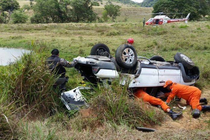 Acidente deixa quatro pessoas da mesma família feridas em Porto Calvo